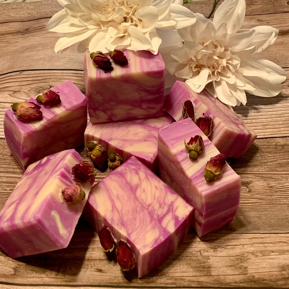Hand Crafted Artisan Soap with Dried Rose Buds - Picture 3 of 6